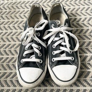 Converse All Star Black Low Tops Womens Size 8 Mens Size 6